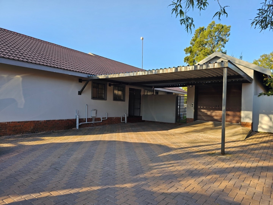 3 Bedroom Property for Sale in Vaalpark Free State